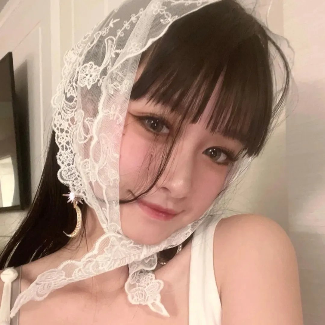 钱信伊:地下酒吧